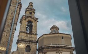 Jarase Nel Centro Di Palermo